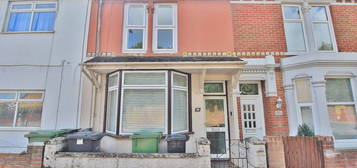 Terraced house to rent in London Avenue, Portsmouth PO2