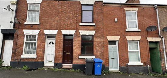 2 bed terraced house to rent