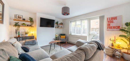 Flat for sale in Long Gore, Godalming, Surrey GU7