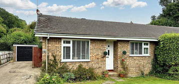 2 bedroom semi-detached bungalow for sale