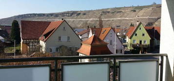 2,5-Zimmer-Maisonette-Wohnung mit Einbauküche in Mundelsheim