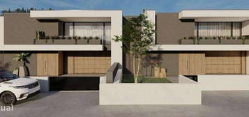 Casa / Villa T3 em Lanheses de 180,00 m2