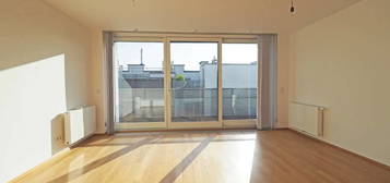 NEUBAUGASSE | 3-Zimmer-DG-Wohnung mit Westterrasse | barrierefrei | U3 Neubaugasse | Hofruhelage