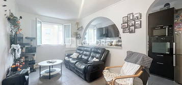 Appartement  à louer, 3 pièces, 2 chambres, 58 m²