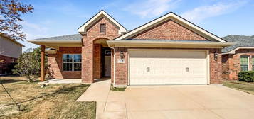 4404 Sapphire Ln, Granbury, TX 76049