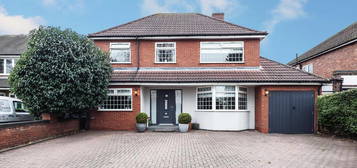 4 bed detached house for sale