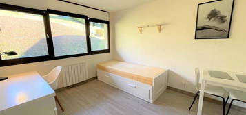 Studio meublé  à louer, 1 pièce, 18 m², Étage 1/4