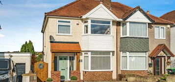 3 bedroom semi-detached house for sale