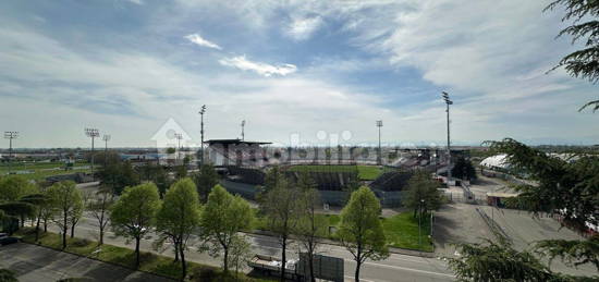 Quadrilocale via egidio gorra, 32, Stadio, Piacenza