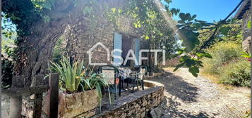 CHARMANTE MAISON DE VILLAGE AVEC TERRASSE ET CAVE