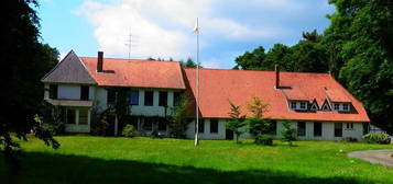 Wohnen im gepflegten historischen Gutshaus auf Rittergut Wiedenhausen