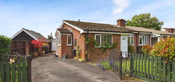 2 bedroom semi-detached bungalow for sale