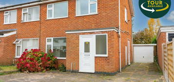 3 bedroom semi-detached house