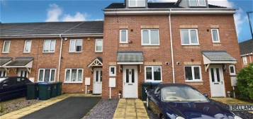 Town house to rent in Bellamy Close, Coventry - Three Bedroom, Two Bathroom Townhouse CV2