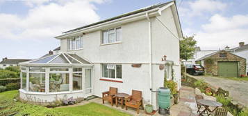 2 bedroom detached house for sale