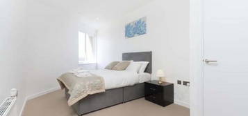 Flat to rent in Navigation Road, London E3