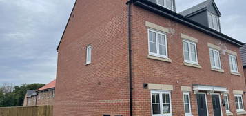 3 bedroom semi-detached house