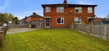 3 bed semi-detached house for sale