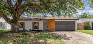 5204 Worley Dr, The Colony, TX 75056