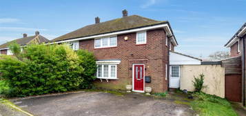 3 bed semi-detached house for sale