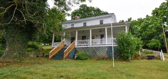 115 W  Main St, Fincastle, VA 24090