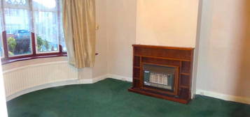 3 bedroom semi-detached house to rent