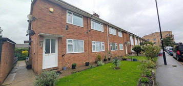 Maisonette to rent in Marriott Close, Bedfont TW14