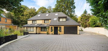 7 bed detached house for sale