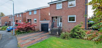 4 bed detached house for sale