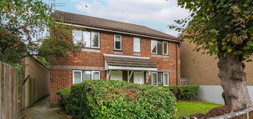 Maisonette for sale in Elton Park, Watford, Hertfordshire WD17