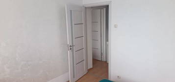 APARTAMENT 2 CAMERE ,MOBILAT SI UTILAT, FARA RISC ,PODU ROS