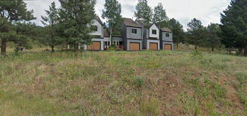 10635 Green Mountain Falls Rd, Green Mountain Falls, CO 80819