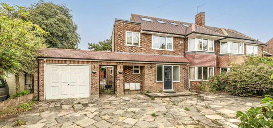 5 bedroom semi-detached house