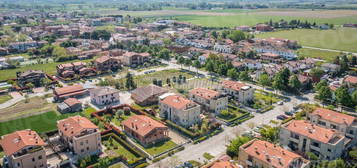 PIANO TERRA CON GIARDINO SENZA SPESE CONDOMINIALI