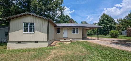 838 Village St, Newark, AR 72562