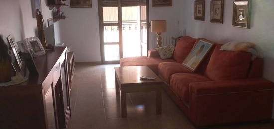 Piso en venta en calle Constantino, 45