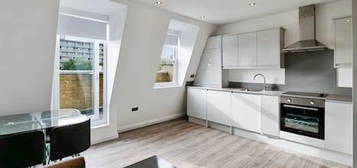 Penthouse to rent in Bethnal Green Road, Bethnal Green E2