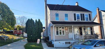 410 E 5th St, Northampton, PA 18067