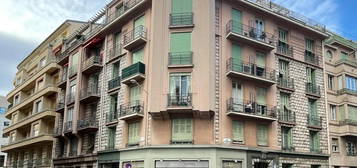 Location appartement 2 pièces 49 m²