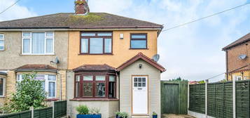 3 bed semi-detached house for sale