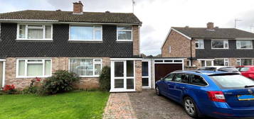 3 bedroom semi-detached house to rent