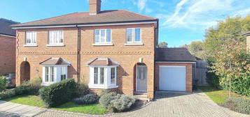 4 bedroom semi-detached house for sale