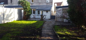 LOUE MAISON A Saint-Saulve avec Jardin et Garage