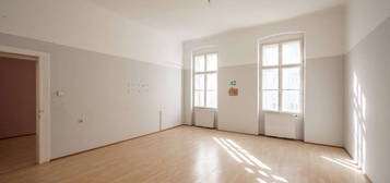 ++Herbststraße++ Sanierungsbedürftige 3-Zimmer Altbau-Wohnung, viel Potenzial