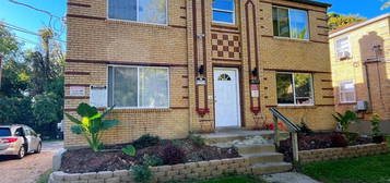 1623 Summit Rd, Cincinnati, OH 45237