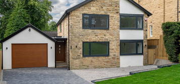 4 bed detached house to rent