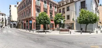 Apartamento en calle de las Comendadoras de Santiago, 9