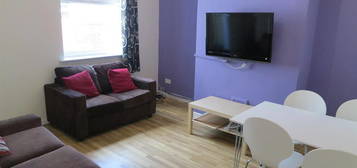 Terraced house to rent in Patten Street, Withington, Manchester M20