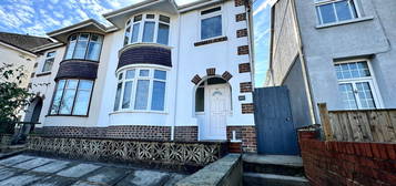 3 bed semi-detached house for sale