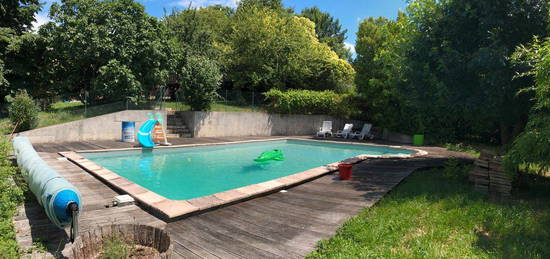 Maison avec cachet terrain et piscine Cadours centre